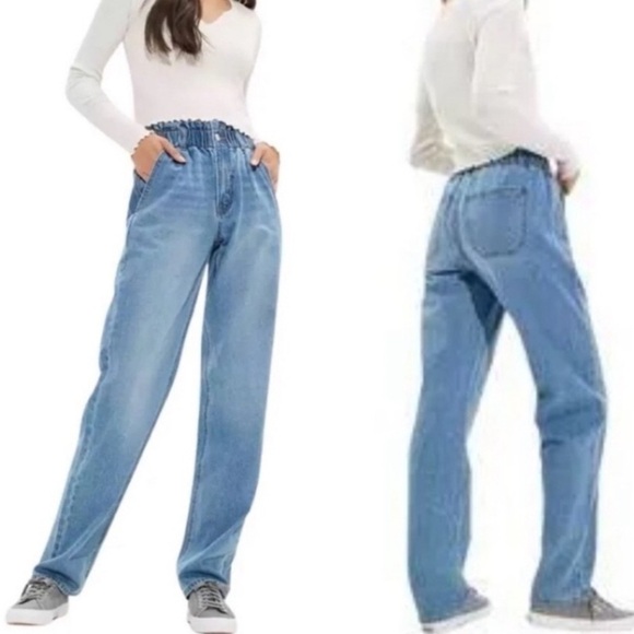 American Eagle Outfitters Denim - American Eagle Women 0 Blue Medium Wash Denim Highest Rise Baggy Mom Jeans
